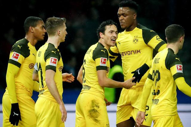 莱万本赛季18场20球 连续14个赛季进球20+